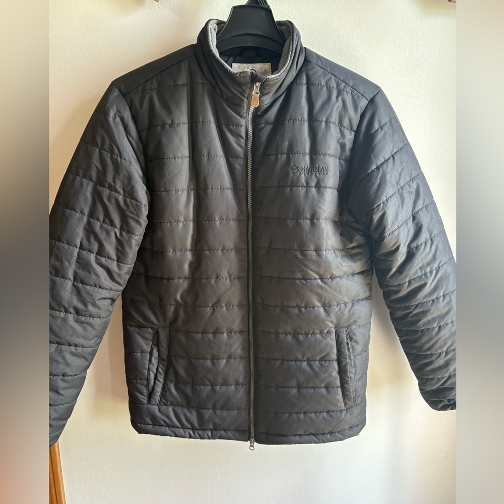 Academy sports Magellan Outdoors Men's Small Puffer Jacket Black Warm